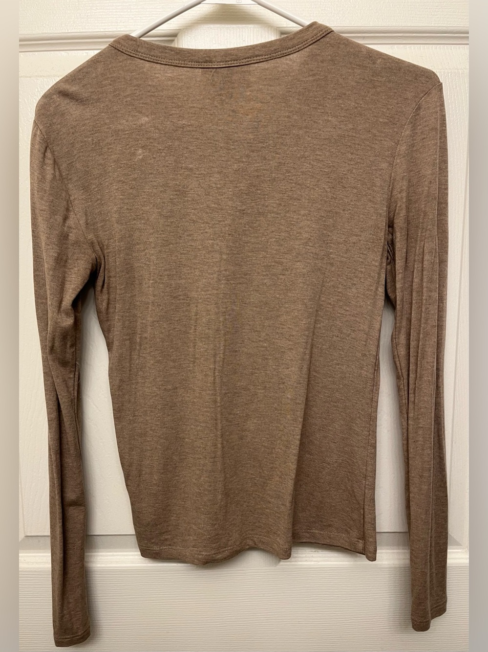 Universal Thread Henley Tee - Picture 3 of 3